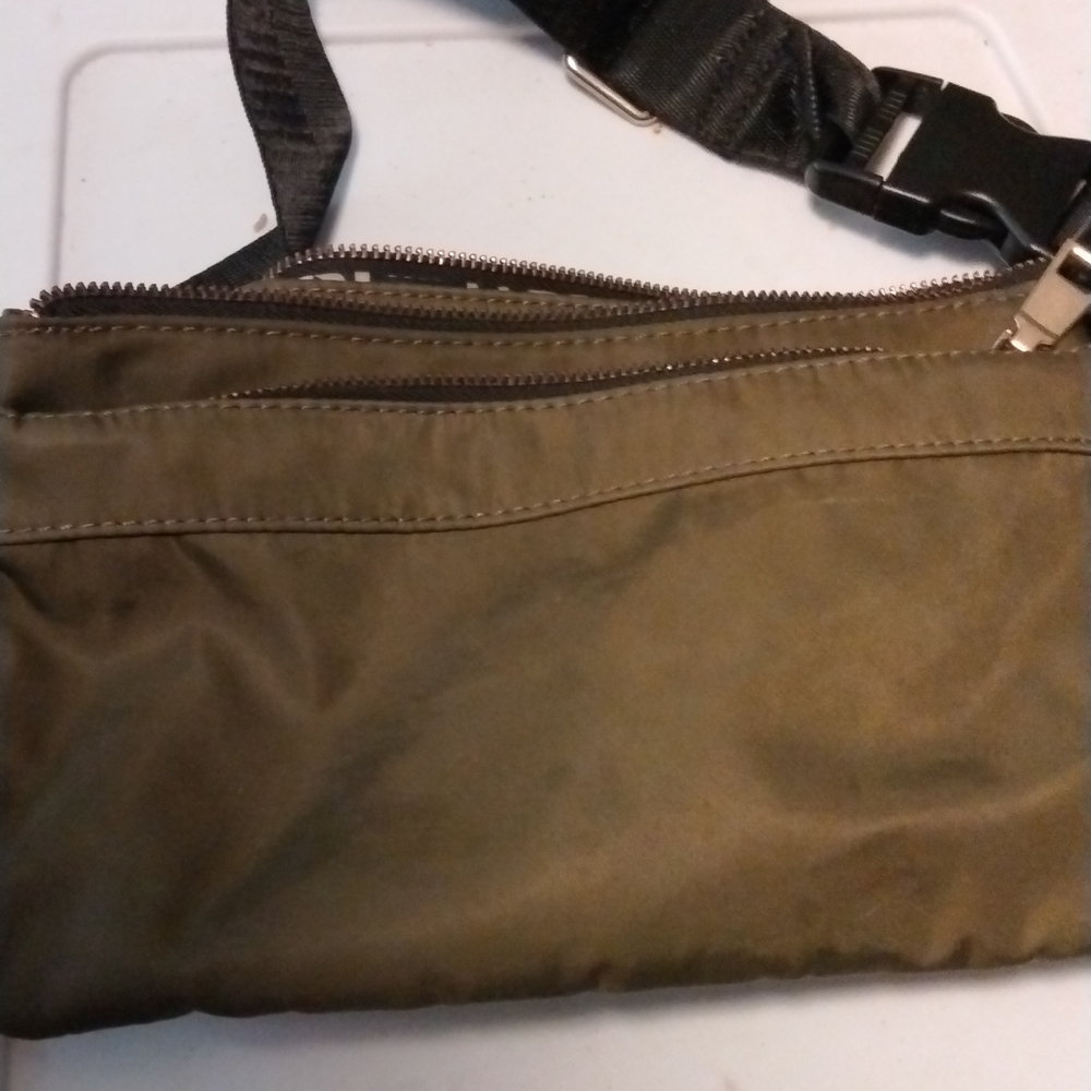 Purse - Picture 4 of 4
